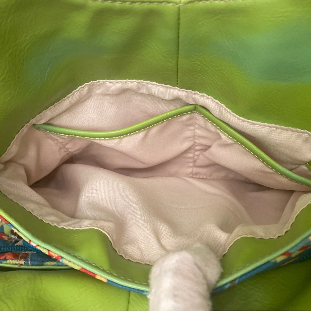 St John Bay green and floral shoulder bag - Picture 6 of 7